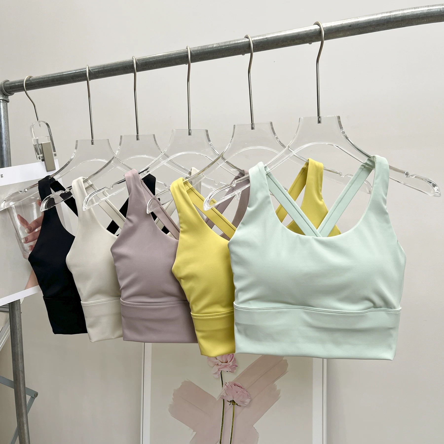 เสื้อชั้นในสำหรับวิ่งและโยคะแบ - Plunge Bra Push Up บทวิจารณ์และราคา